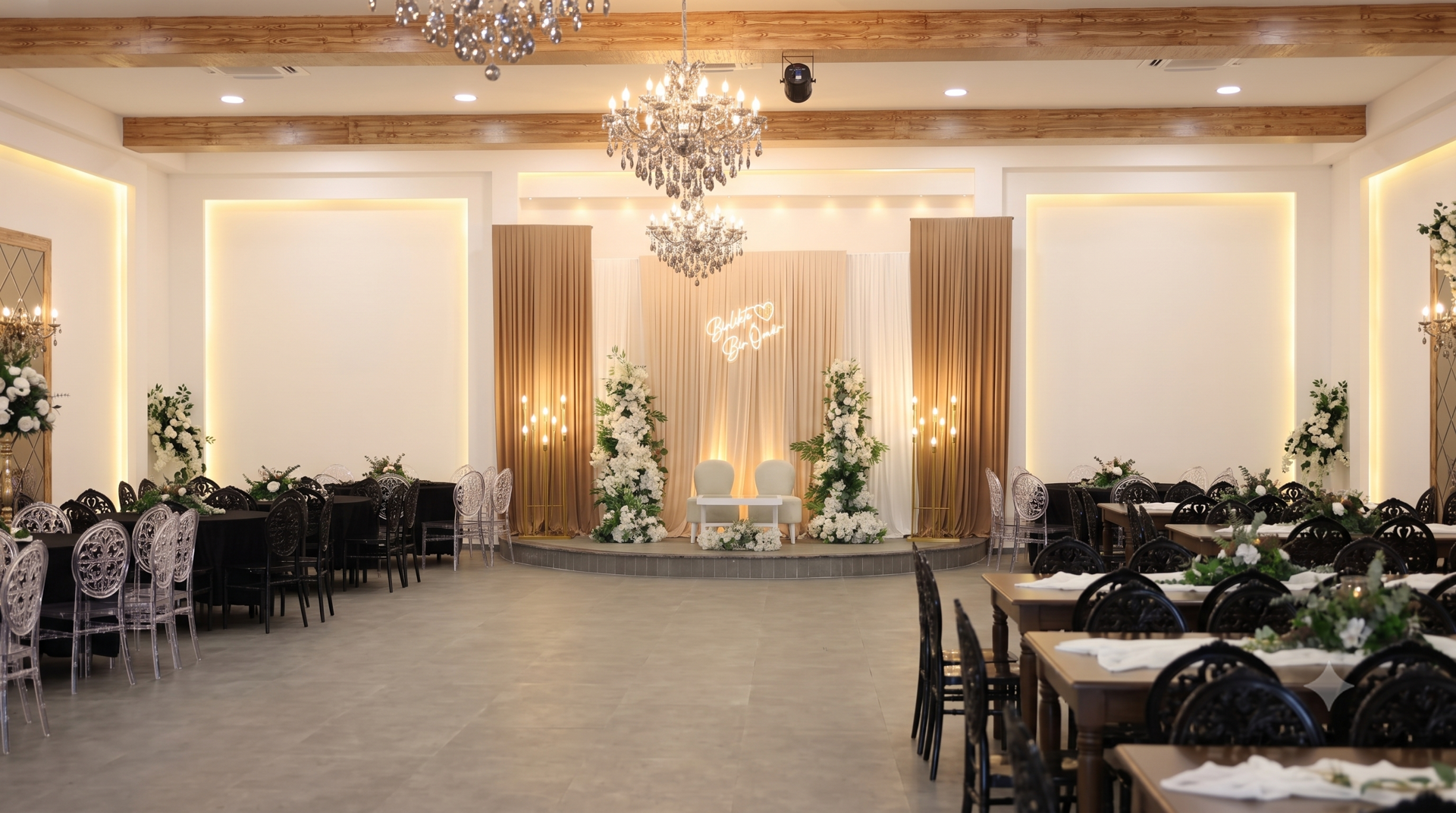 Miraj Davet Evi salonu